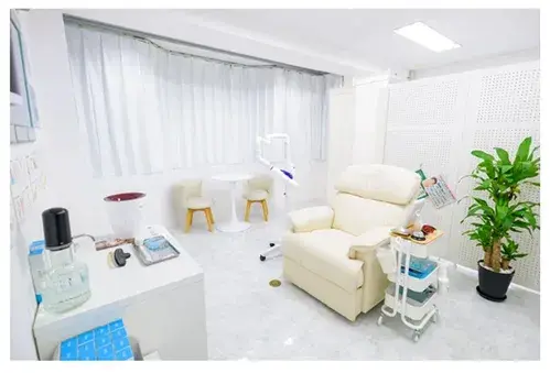 1回2980円からホワイトニング！